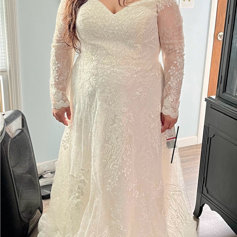 Elegant White Lace Long Sleeve Dress